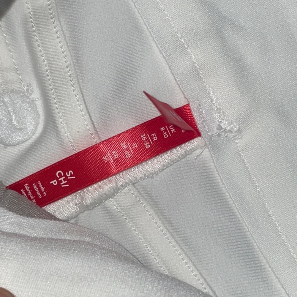 SPANX X REVOLVE Stretch Twill Cropped Wide Leg Pant in Bright White
NWT - Picture 8 of 8